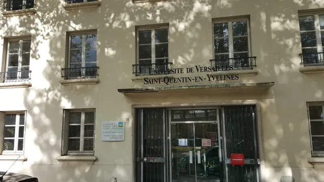 Versailles Saint-Quentin-en-Yvelines University
