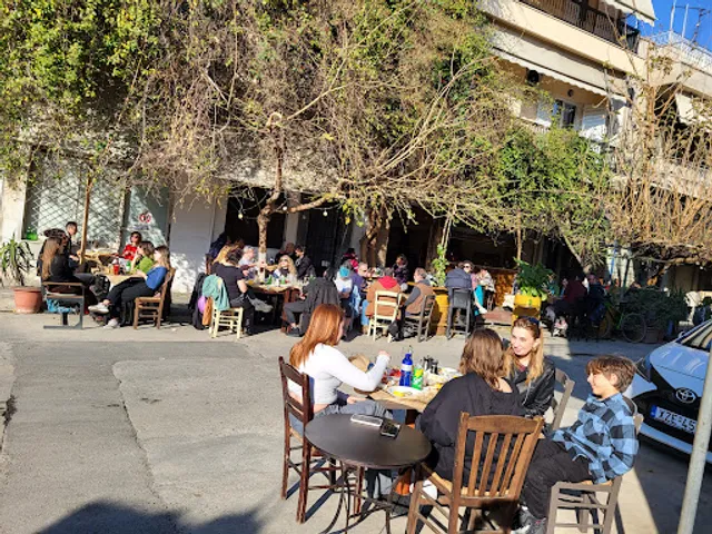 Το παλαιό καφενείο