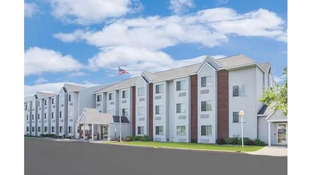 Microtel Inn & Suites by Wyndham Fond Du Lac