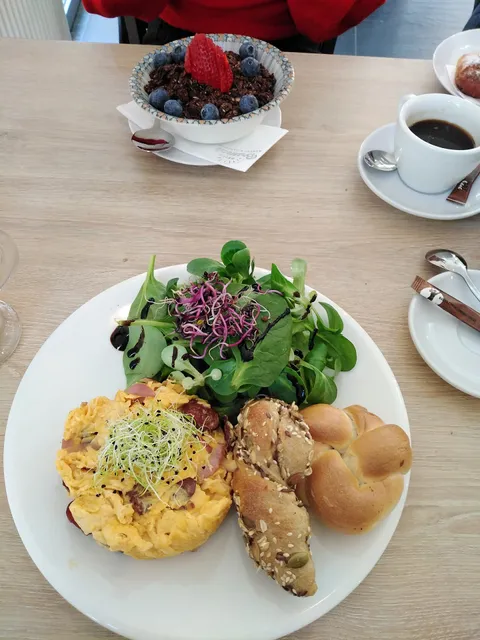 Cafe Brunch Budapest - Bakery