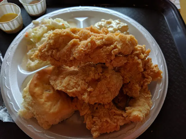 Lee's Famous Recipe Chicken