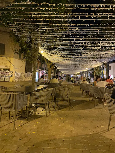 Delito by Carbón Moreno