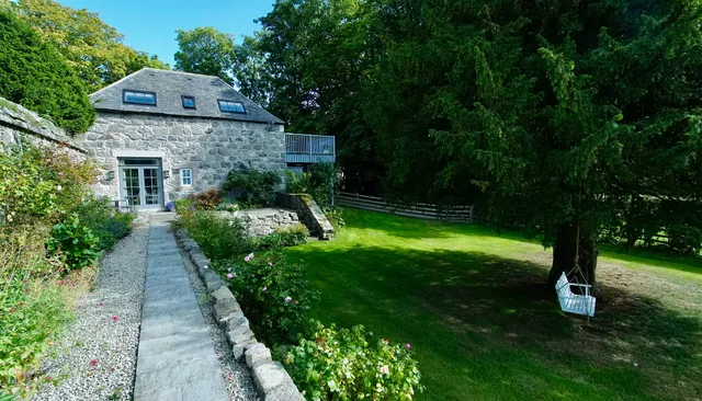 The Lodges at Barra Castle