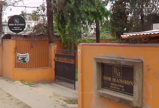 Flagship Bobs Mansion