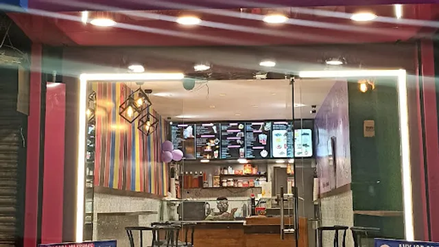 Pastonji Ice Cream Parlour