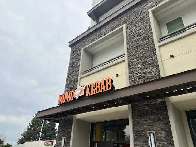 Momo & Kebab