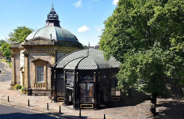 Royal Parade Apartments