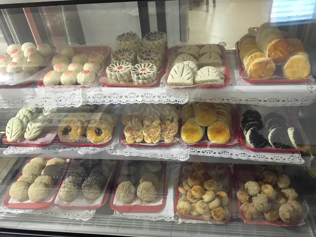 Sui Yuan BBQ Steamboat Restaurant (随园饭店）