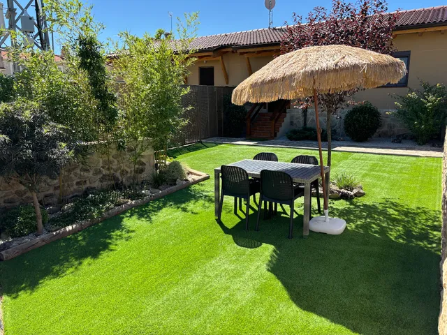 Las Casitas De Cerezo Apartamentos turísticos