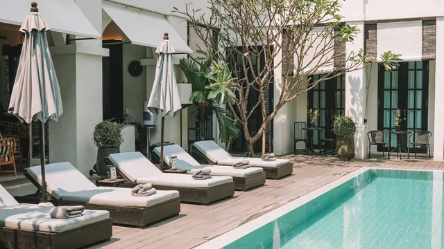 99 the Heritage Hotel