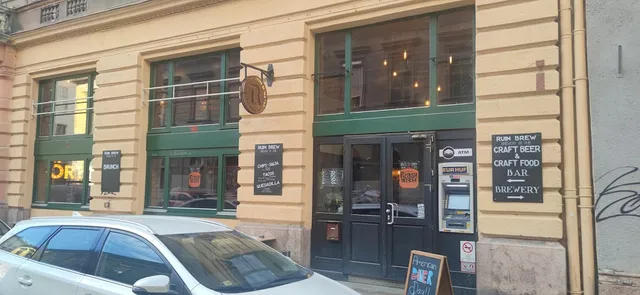 Ruin Brew: Brunch & Beer