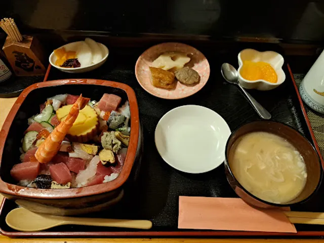 寿司・居酒屋 つかさ