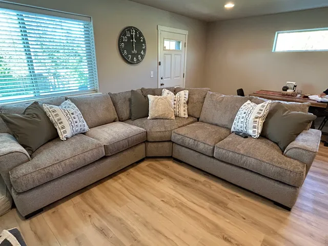 KEY Home Furnishings Warehouse