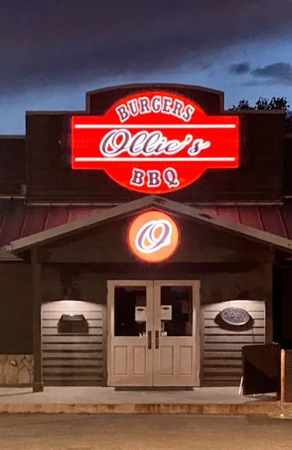 Ollie's Burgers & BBQ