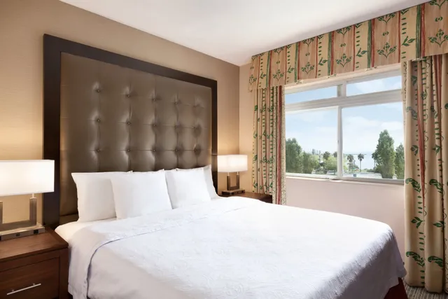 Homewood Suites by Hilton San Francisco Airport-North