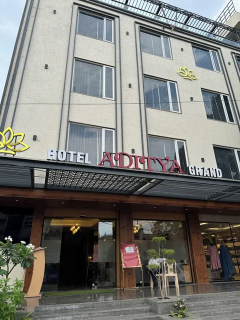 Hotel Aditya Grand - Bhopal
