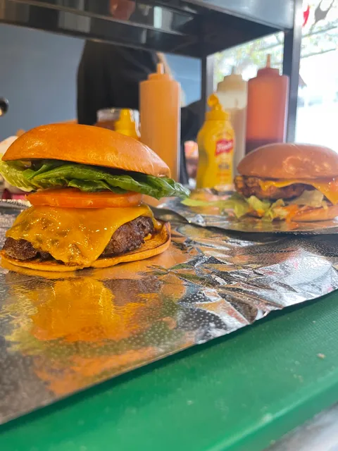 Pasta & Burger House