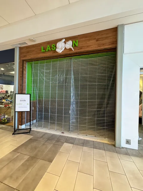 Pearlridge Wai Makai