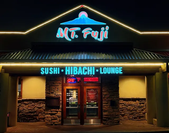 MtFuji Hibachi Sushi & Lounge Aurora(E Evans）
