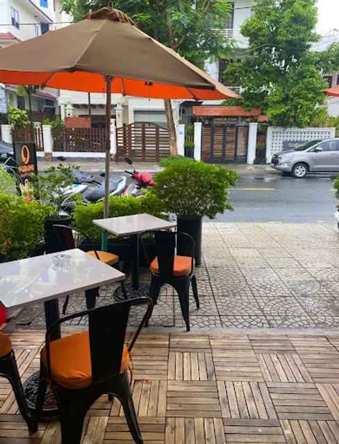 9 Grains Bakery and Cafe