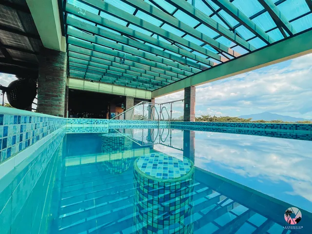 The Palms Resort & Bar