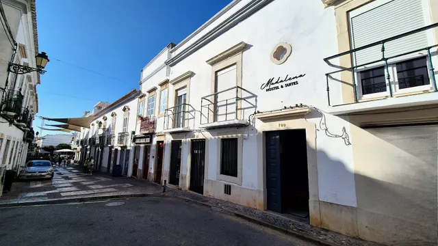 Madalena Hostel e Suites