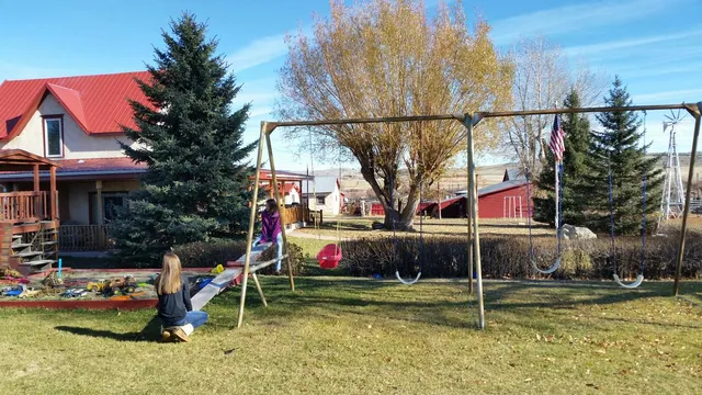 Ranch Bed & Breakfast LLC