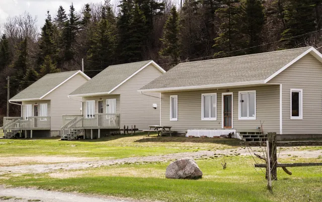 Les Chalets de l'Anse-Blanche