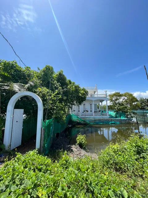 WHITE PALACE LAKE VIEW HOMESTAY