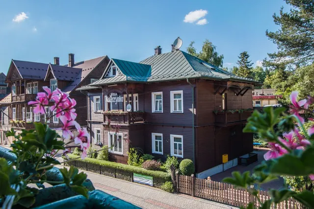 Catherine. Villa. Gacal B.A.