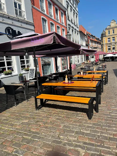 LiLA’S Bistro - Restaurant