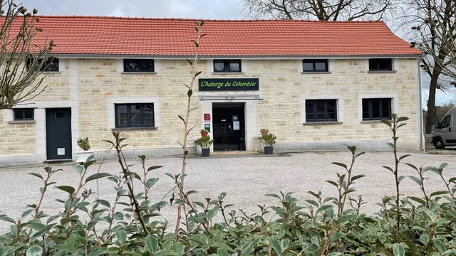 Logis Hôtel Auberge du Colombier Rest. la Ferme Gourmande