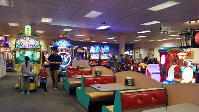 Chuck E. Cheese