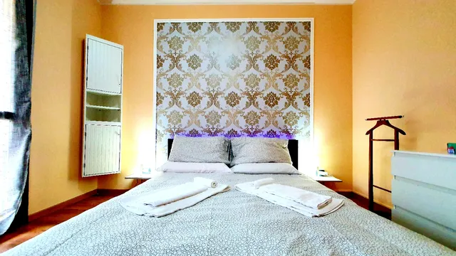 Guest Holiday Gramsci