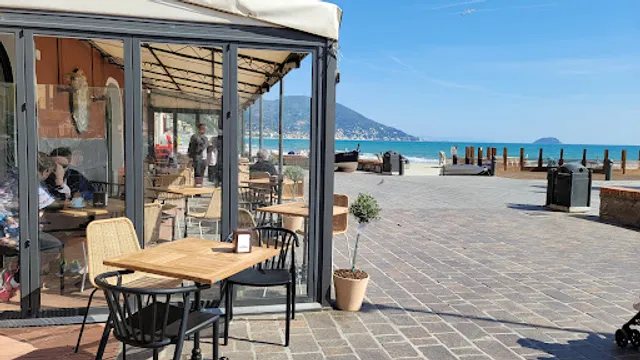 Maggie's Bar&Bistrot