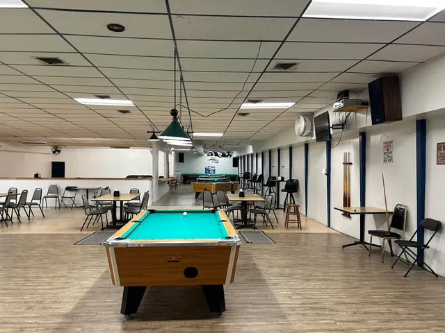 Lakeside Billiards