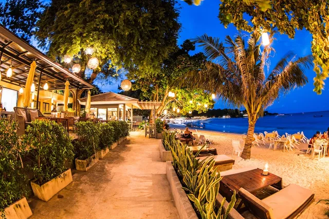 Vongdeuan Resort Koh Samed, Thailand วงเดือนรีสอร์ท เกาะเสม็ด อ่าววงเดือน