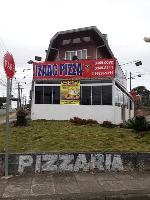 Izaac Pizza