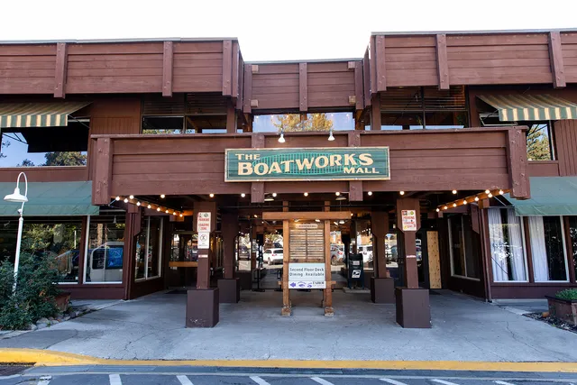 Boatworks Shopping Mall