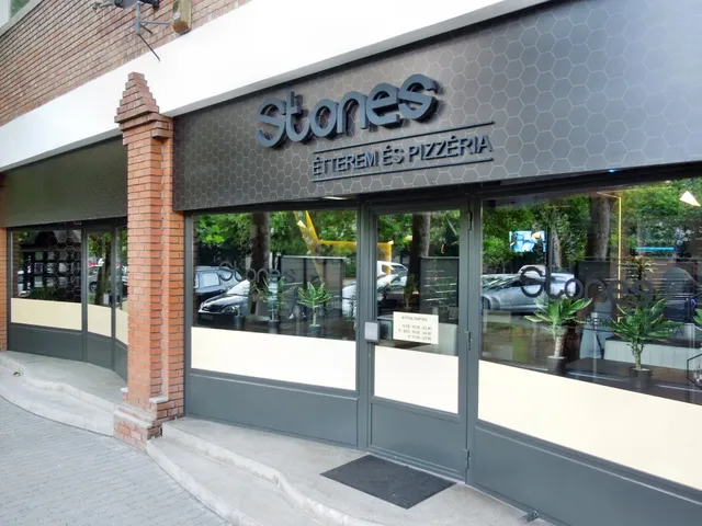 Stones Étterem és Pizzéria