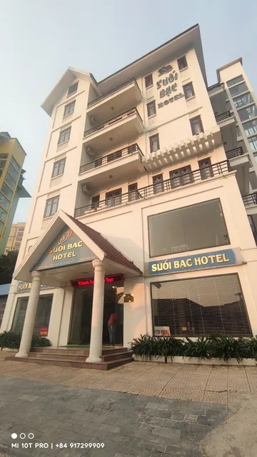 khách sạn Suối Bạc