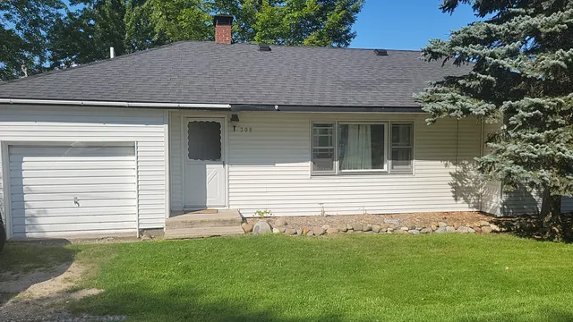 Kaj's Lakeshore Resort