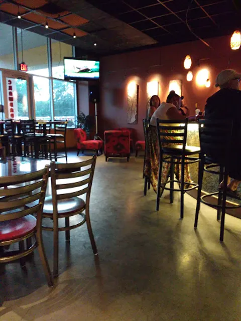 Crawdaddys Restaurant & Bar