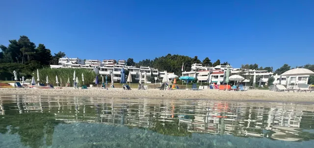 Flegra Private Village