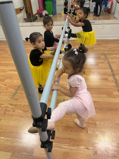 Super Star Dance Studio