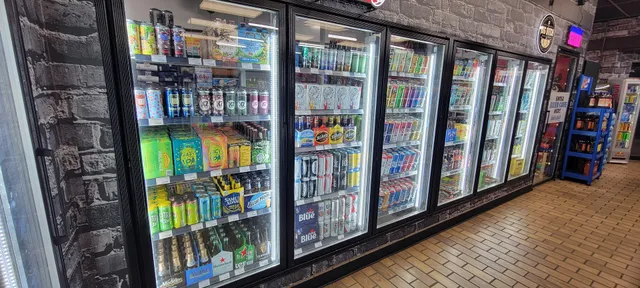 Henry's Convenience Market