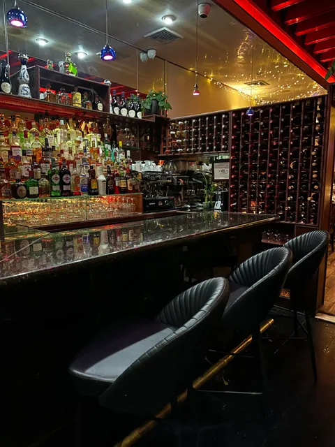 Selita's Restaurant and Bar