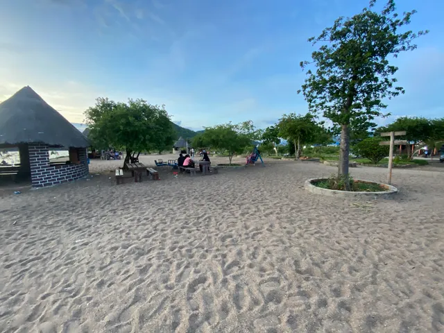 Mhalo Beach Lodge Mbambabay, Tanzania