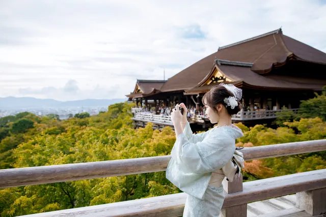 Kyoto Kimono Rental MOCOMOCO Kiyomizu-dera