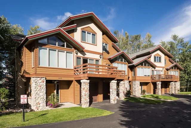 Elk Run by Simply Steamboat